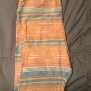 Lularoe TC Tall Curvy Leggings